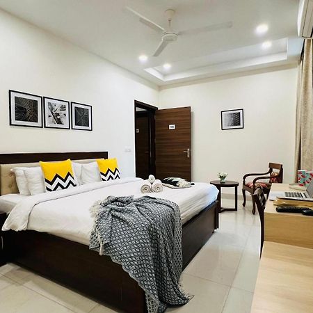 Bluo Studio5 Golf Course Road - Gym, Terrace Garden คูร์เคาน์ ภายนอก รูปภาพ